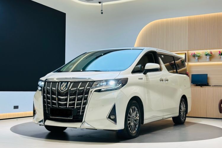 Used Toyota Alphard 2021 Dual-Engine 2.5L Luxury Edition
