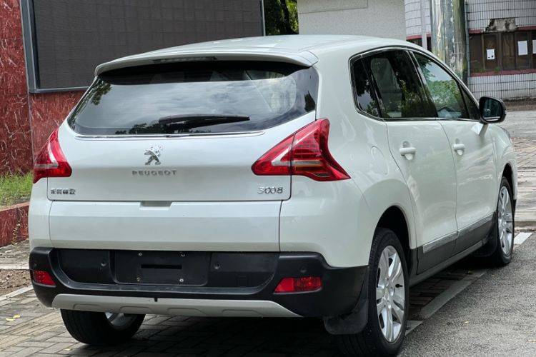 Used Peugeot 3008 2013 2.0L Automatic Classic Edition
