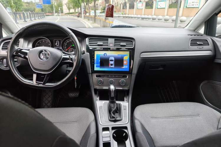 Used Volkswagen Golf 2014 1.4TSI Automatic Comfort Model
