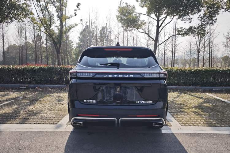 Used JETOUR X70 PLUS 2025 1.5T Luxury Dynamic Edition 5 Seats
