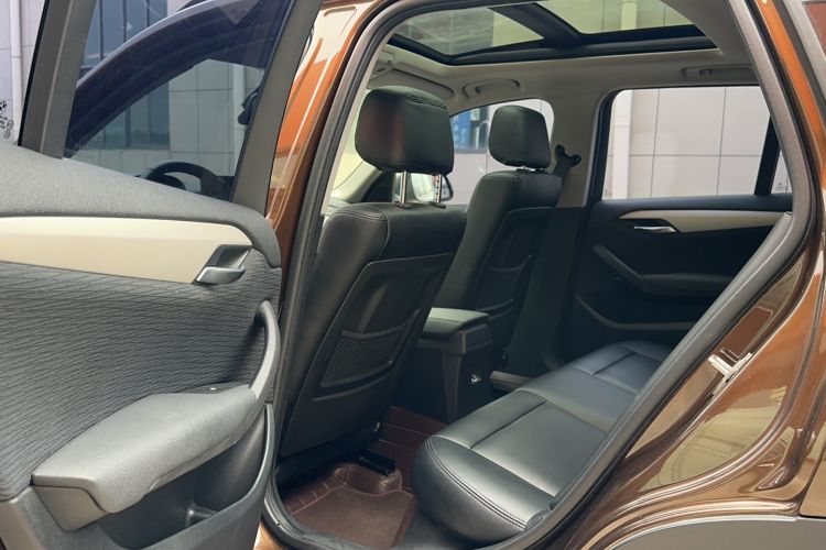 Used BMW X1 2014 sDrive18i Fashion Model
