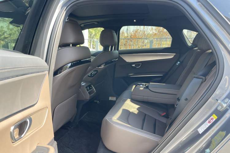 Used BYD Han 2020 EV Long-Range Luxury Model
