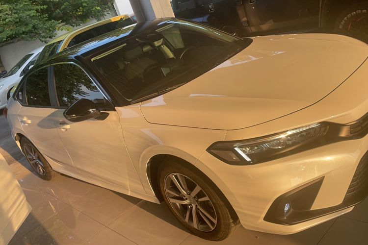 Used Honda Civic 2023 240TURBO CVT Dynamic · Center Stage Special Edition
