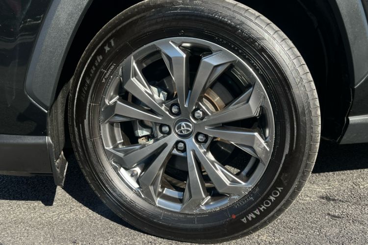 Used Toyota RAV4 2023 2.0L CVT Two-Wheel Drive Fashion Plus Edition
