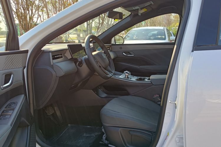 Used BYD Qin PLUS 2025 DM-i Smart Drive 55KM Leading Model
