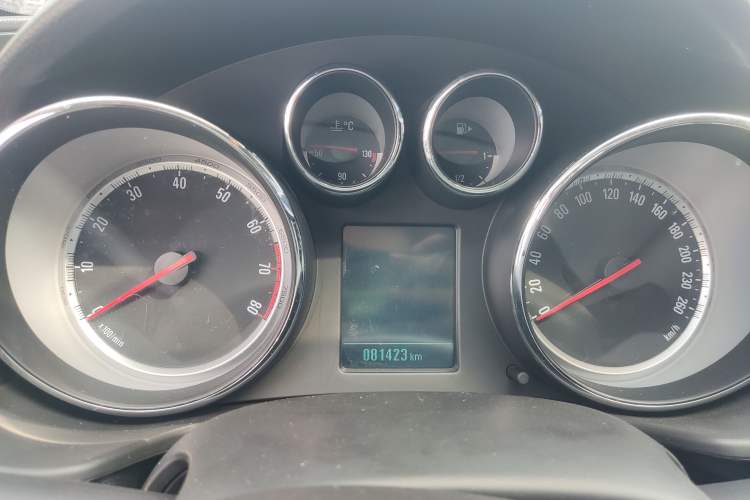 Used Buick Regal 2015 1.6T Leading Technology Model
