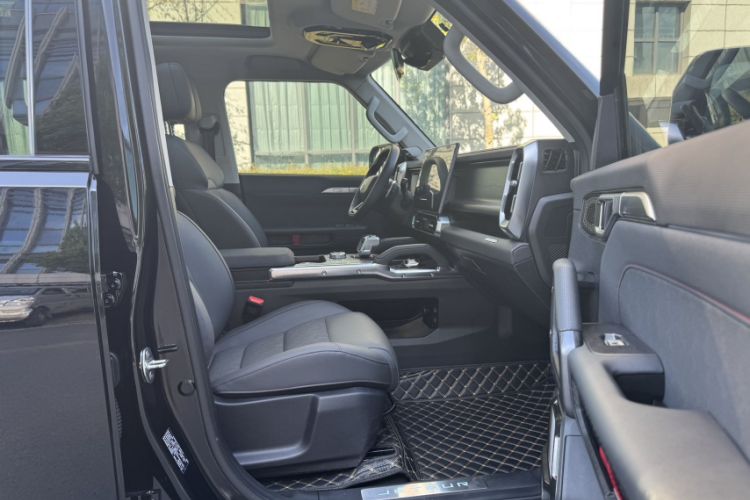 Used Jetour Traveler 2023 2.0T All-Wheel-Drive CrossPRO
