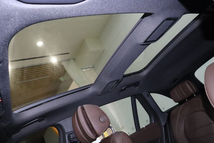 Used Mercedes-Benz GLC 2022 Second Facelift GLC 260 L 4MATIC Luxury Edition
