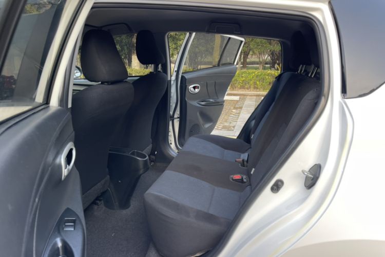 TDK.VehicleDetails.img