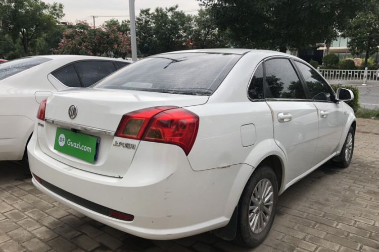 Used Buick Excelle 2015 1.5L Manual Classic Trim
