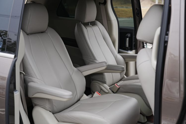 Used Buick GL8 2022 Land Cruiser Executive Class 652T Comfort Model