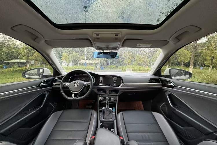 Used Volkswagen Sagitar 2019 200TSI DSG Comfort Version China VI Standard
