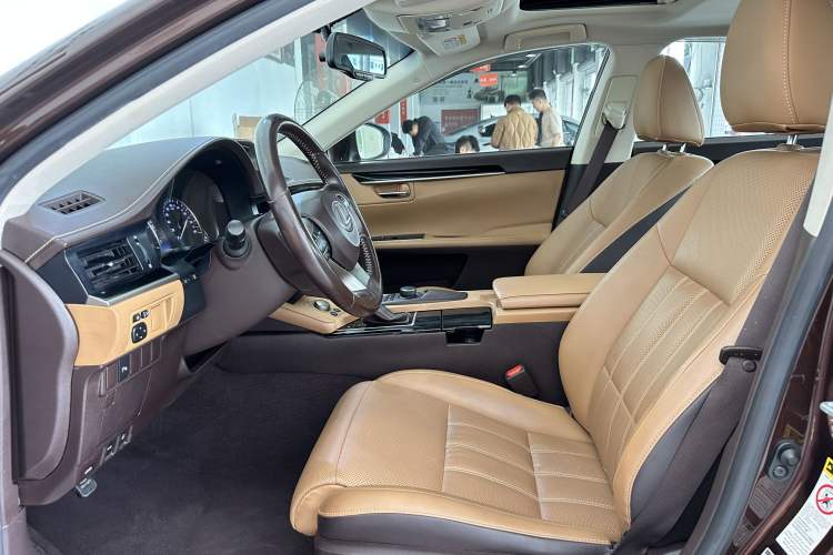 Used Lexus ES 2015 200 Elite Edition
