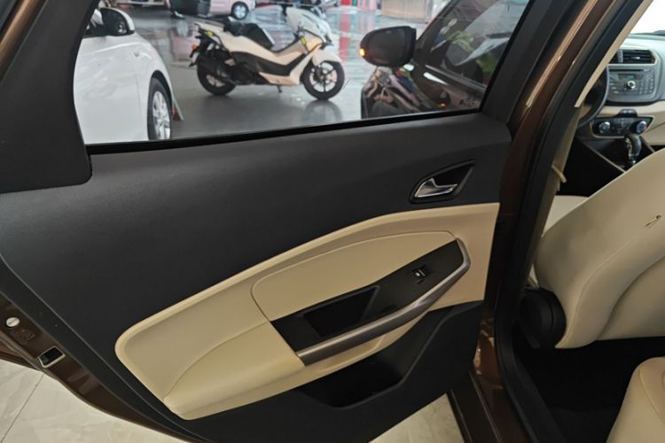 Used Ford Escort 2015 1.5L Automatic Comfort Model
