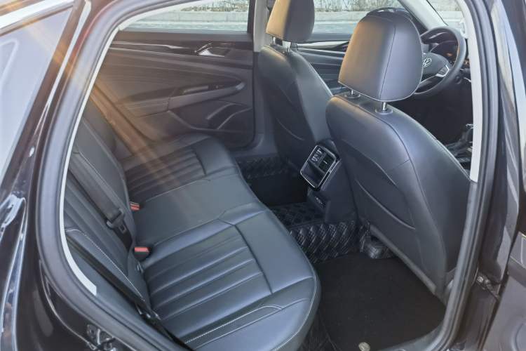 Used Volkswagen Passat 2024 280TSI Business Edition