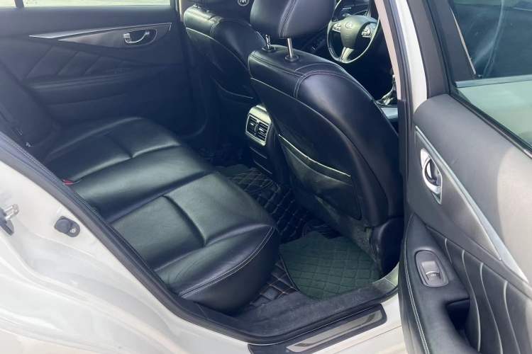 Used Infiniti Q50L 2016 2.0T Enjoyment Edition
