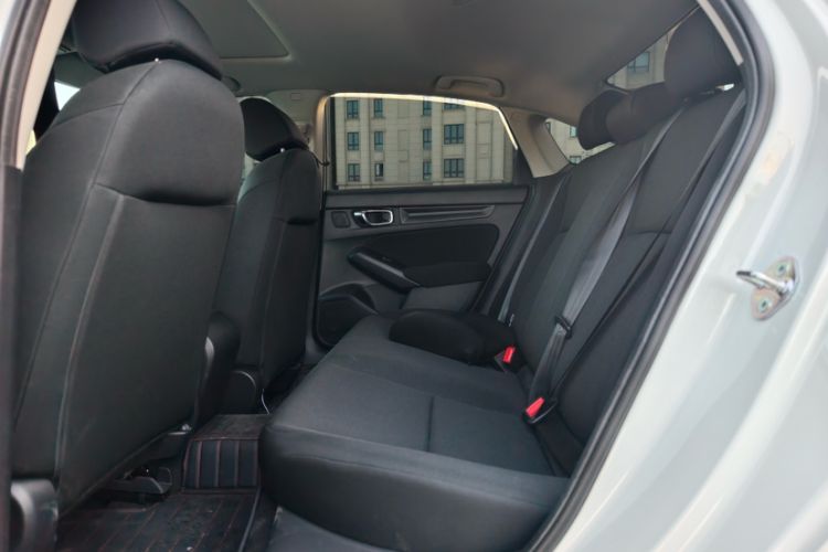 Used Honda Civic 2023 240TURBO CVT Dynamic · Center Stage Special Edition
