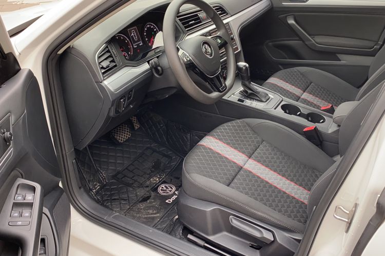 Used Volkswagen Lamando 2021 230TSI DSG Fashion Edition
