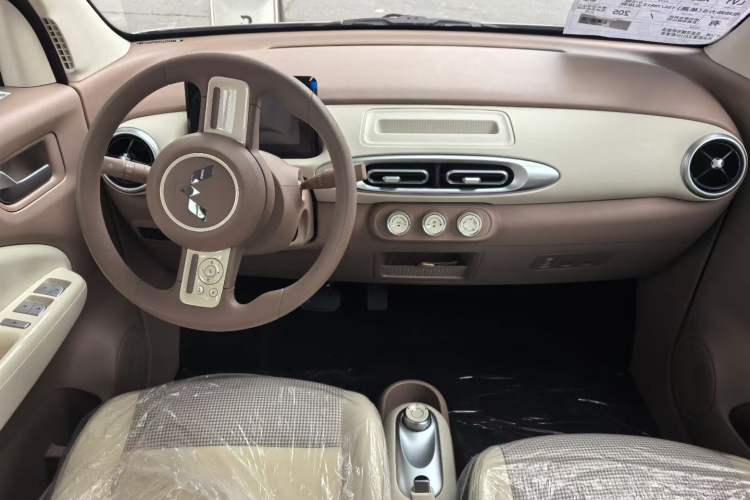 Used Wuling Hongguang MINIEV 2025 Four-Door Version Advanced Edition
