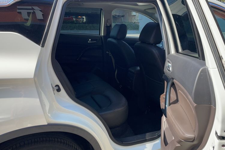 Used GAC Trumpchi GS4 2017 235T Automatic Two-Wheel Drive Luxury Smart Connectivity Version
