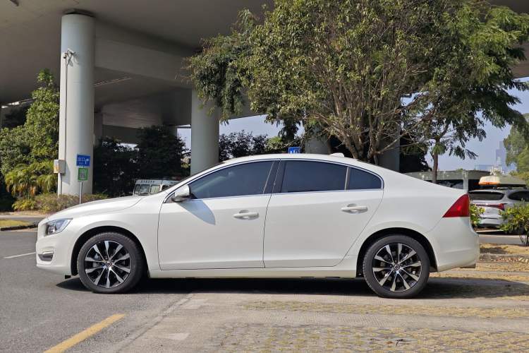 Used Volvo S60 2019 S60L Facelift T5 Intelligent Advanced Edition