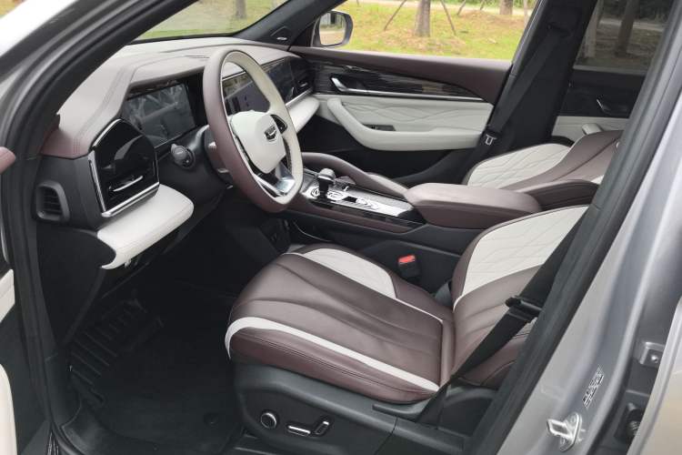 Used Geely Auto Monjaro L 2021 2.0TD DCT EVO Two-Wheel Drive Smart Luxury Version
