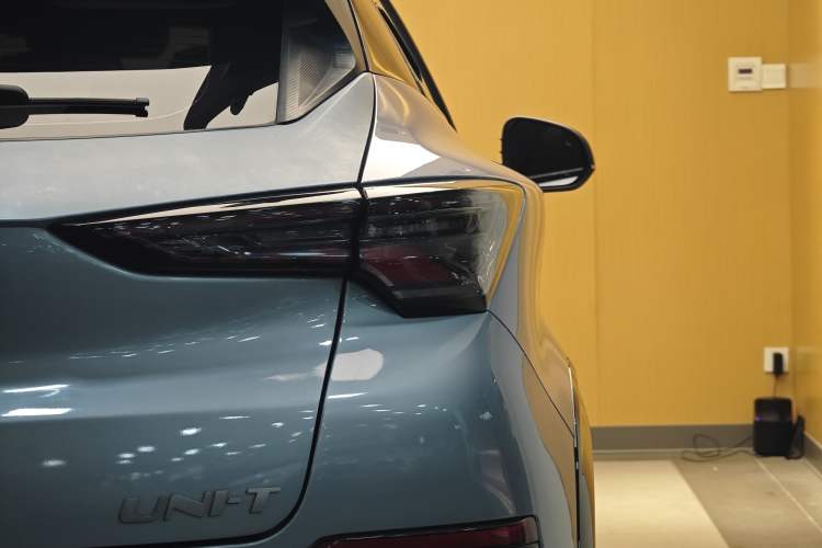 Used Changan UNI-T 2022 1.5T Sport Edition Flagship Version