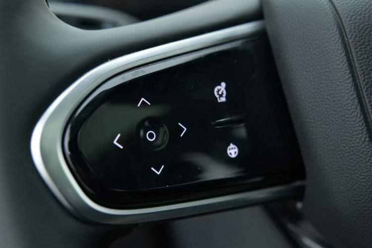 Used Chery Explore 06 C-DM 2024 Luxury Model
