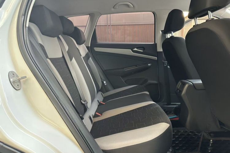 Used Jetta VS5 2023 280TSI Automatic Trend Edition
