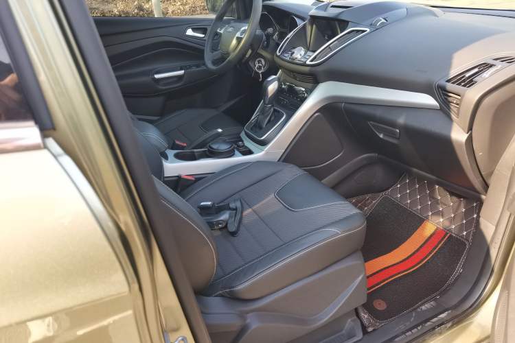 Used Ford Kuga 2015 1.5L GTDi Two-Wheel Drive Fashion Edition
