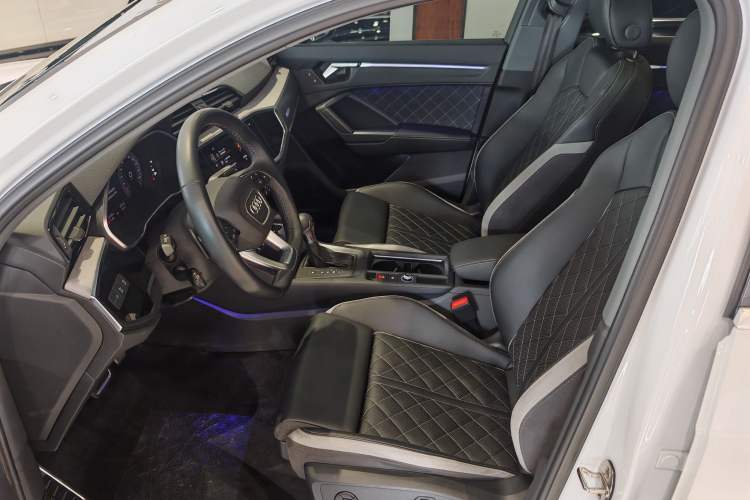 Used Audi Q3 2024 35 TFSI Fashion Dynamic Edition