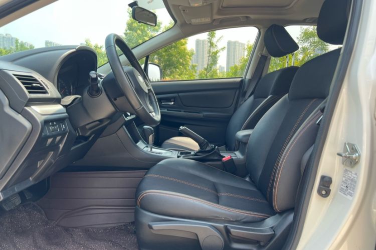 Used Subaru XV 2014 2.0i Comfort Edition
