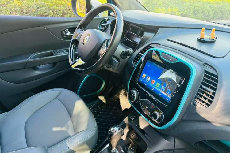 Used Renault Captur 2015 1.2T Automatic Comfort Edition
