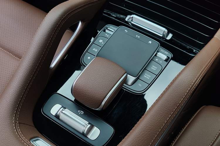 Used Mercedes-Benz GLE 2025 GLE 350 4MATIC Stylish Model
