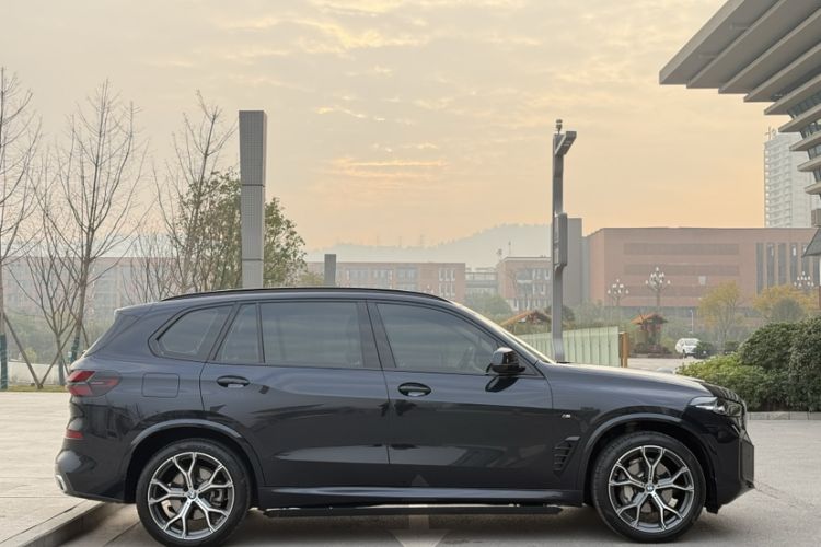 Used BMW X5 2023 xDrive 30Li Luxury M Sport Night Edition Package