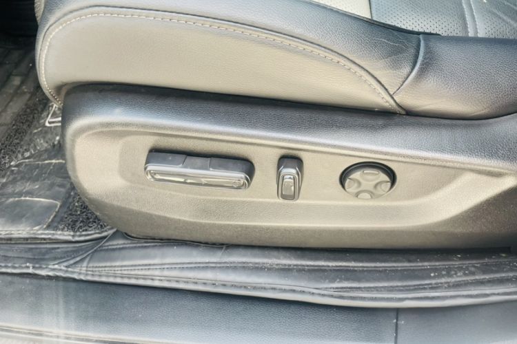 Used Honda CR-V 2019 Brilliant Edition Plus 240TURBO CVT Two-Wheel Drive Fashion Version China VI Emission Standard
