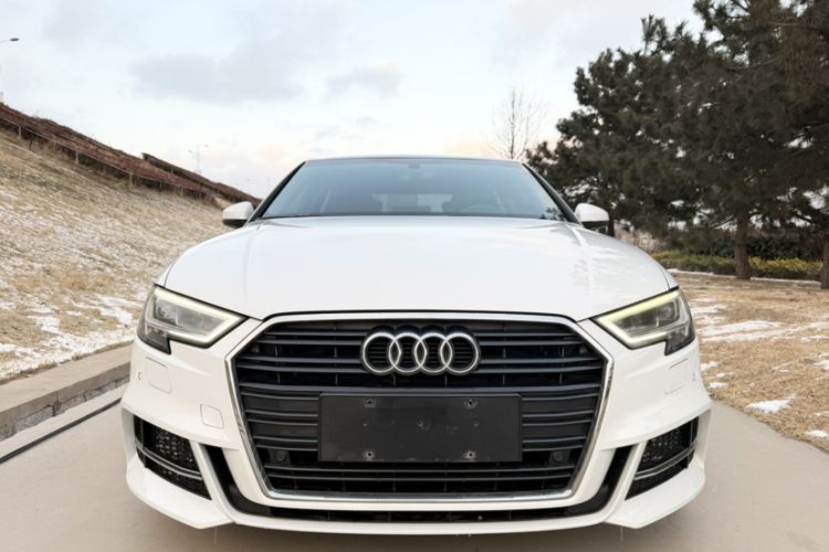 Used Audi A3 2019 Limousine 35 TFSI Fashion Edition China VI Emission Standard