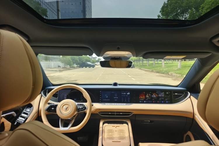 Used VOYAH FREE 2024 Ultra-Long Range Intelligent Driving Version
