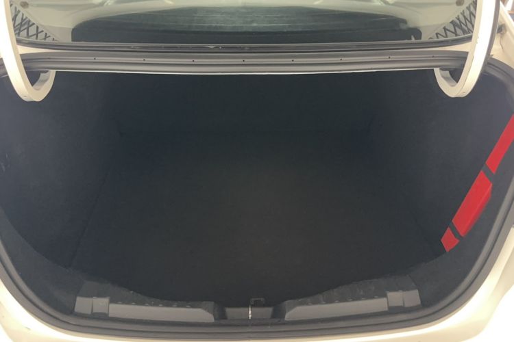 Used Ford Escort 2015 1.5L Automatic Fashion Model