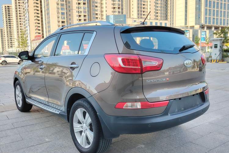 Used Kia Sportage R 2014 2.0L Automatic Two-Wheel Drive GLS Trim