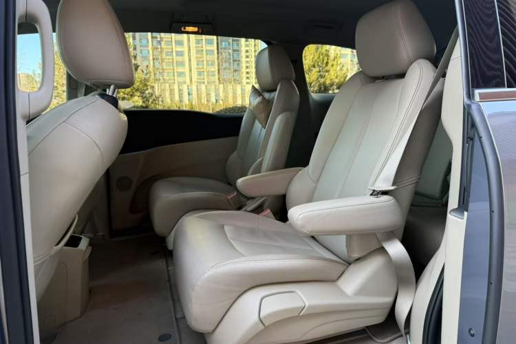 Used Buick GL8 2018 28T Luxury Model China VI Standard
