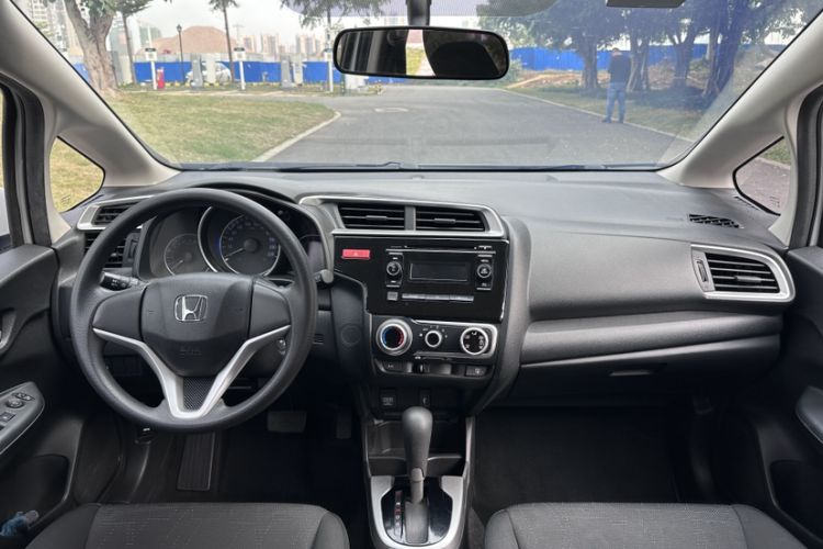 Used Honda Fit 2014 1.5L SE CVT Fashion Model
