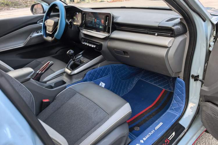 Used Baojun RC-5 2020 1.5L Manual Smart Luxury Edition
