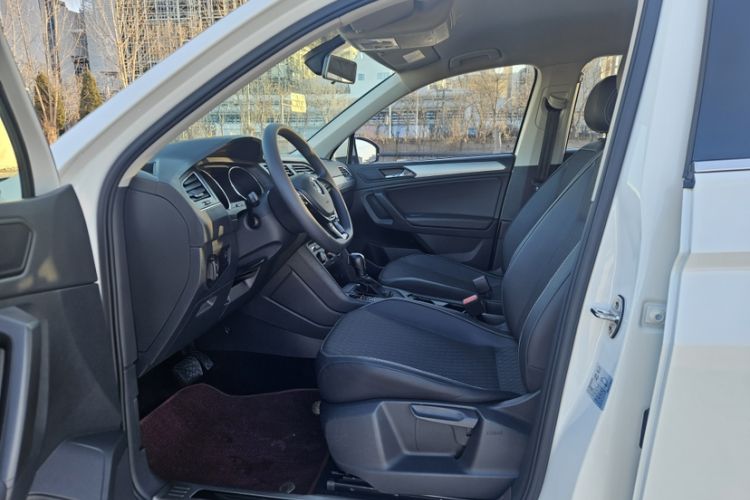 Used Volkswagen Tiguan L 2017 330TSI Automatic Two-Wheel Drive Luxury Edition
