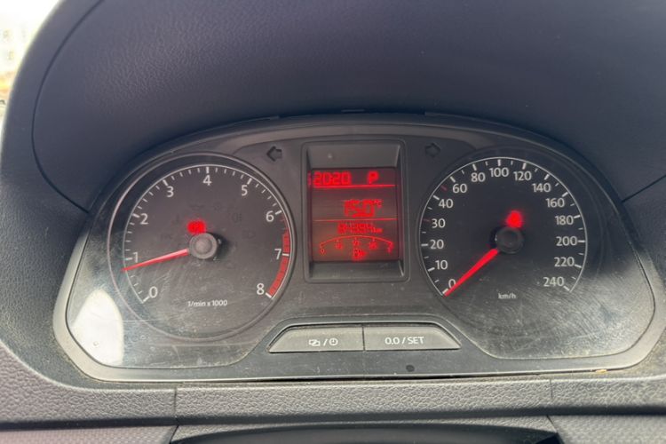 Used Volkswagen Jetta 2015 1.6L Automatic Fashion Model
