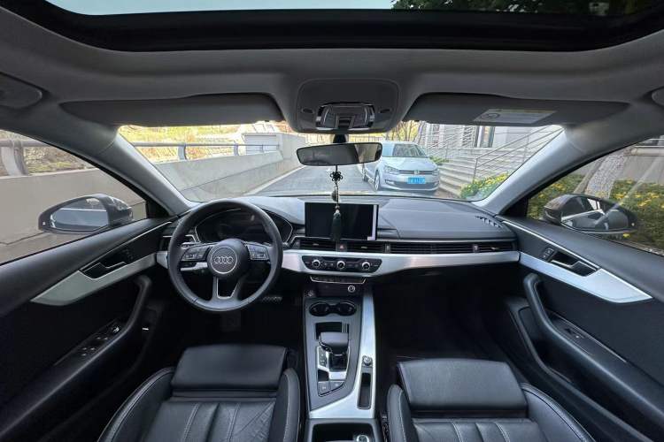 Used Audi A4L 2022 40 TFSI Fashion Dynamic Model
