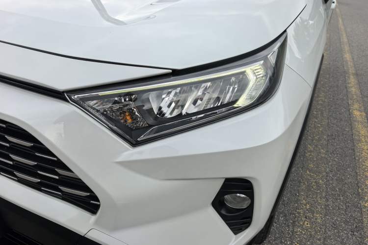 Used Toyota RAV4 2021 2.0L CVT 4x4 Style PLUS Edition
