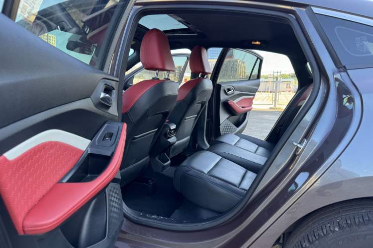 Used MG 5 2021 Revised Version 180 DVVT CVT Youth Luxury Edition
