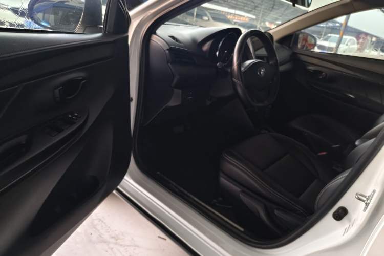 Used Toyota YARiS L 2020 X-Trail X 1.5L CVT Leading Edition
