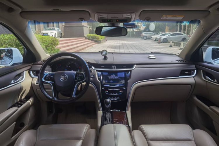 Used Cadillac XTS 2015 28T Comfort Model
